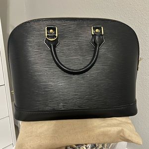 Louis Vuitton Alma Pm